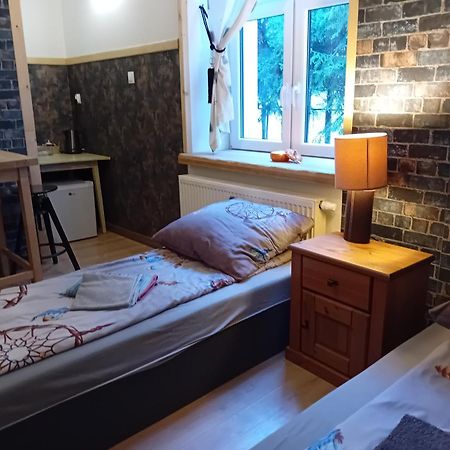 Stara Szkolas7 Noclegi,Mzajezierze 8 14-330 Mazury Małdyty Buitenkant foto