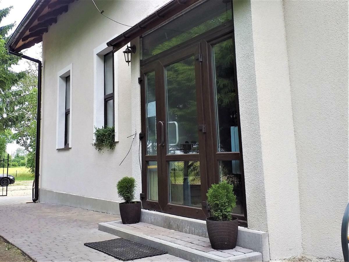 Stara Szkolas7 Noclegi,Mzajezierze 8 14-330 Mazury Małdyty Buitenkant foto
